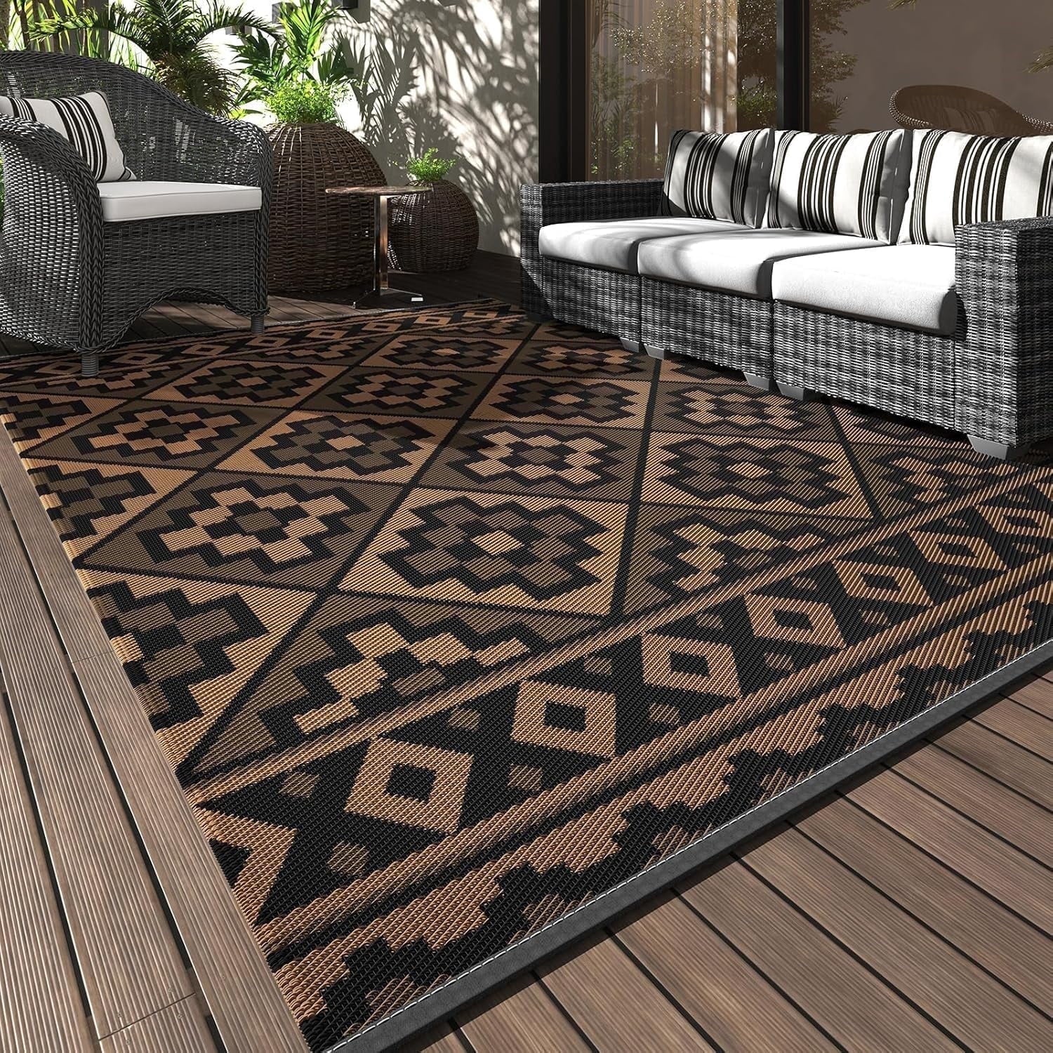 Outdoor Rug 8'X10' Waterproof Reversible Patio Rug Modern Lightweight Plastic Straw Indoor Outdoor Rug for RV Camping Deck Balcony Porch Boho Patio Decor Outdoor Carpet Black and Brown