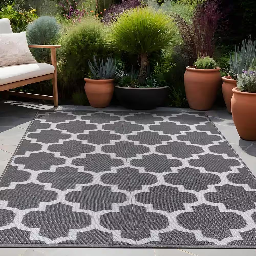 6 X 9 Grey White Lightweight Moroccan Trellis Reversible Plastic Indoor Outdoor Area Rug