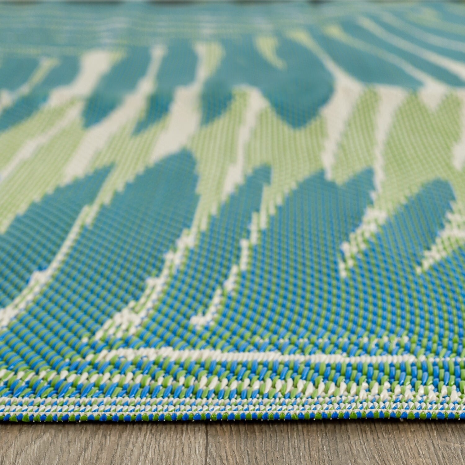 Tropical Floral Reversible Plastic Outdoor Rugs