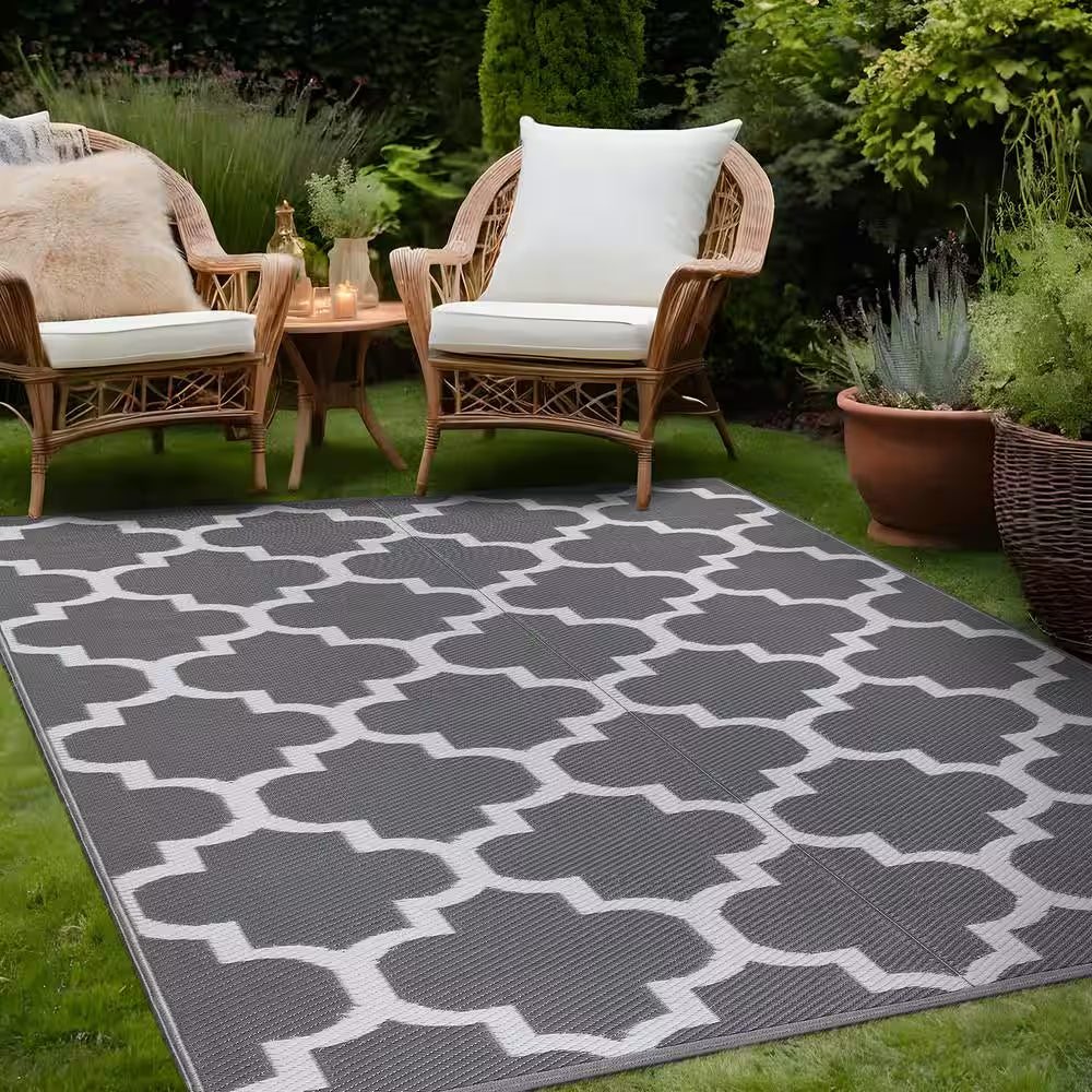 6 X 9 Grey White Lightweight Moroccan Trellis Reversible Plastic Indoor Outdoor Area Rug