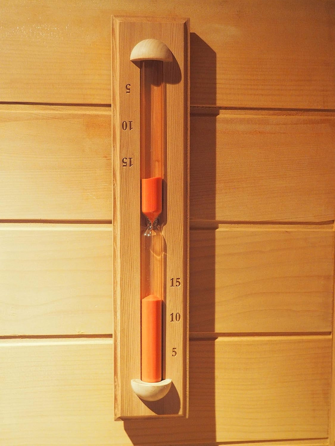 HSE Deluxe Cedar Wall-Mounted Rotating Sauna Sand Timer - 15 Minutes - Choose Your Sand Color (15 Minutes, Rust Red)